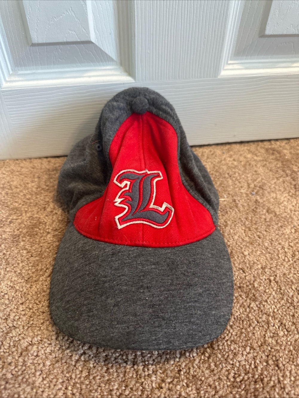 Captivating Headwear Gray Red Baseball Cap Featuring Louisville Cardinals Logo